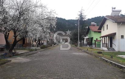 Kaz Daglarinda Havuzlu Sitede Satilik Dubleks Villa