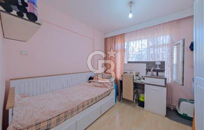 Ortaköy Merkezde Geniş, Aydınlık ve En Üst Kat 3+1 Satılık Daire