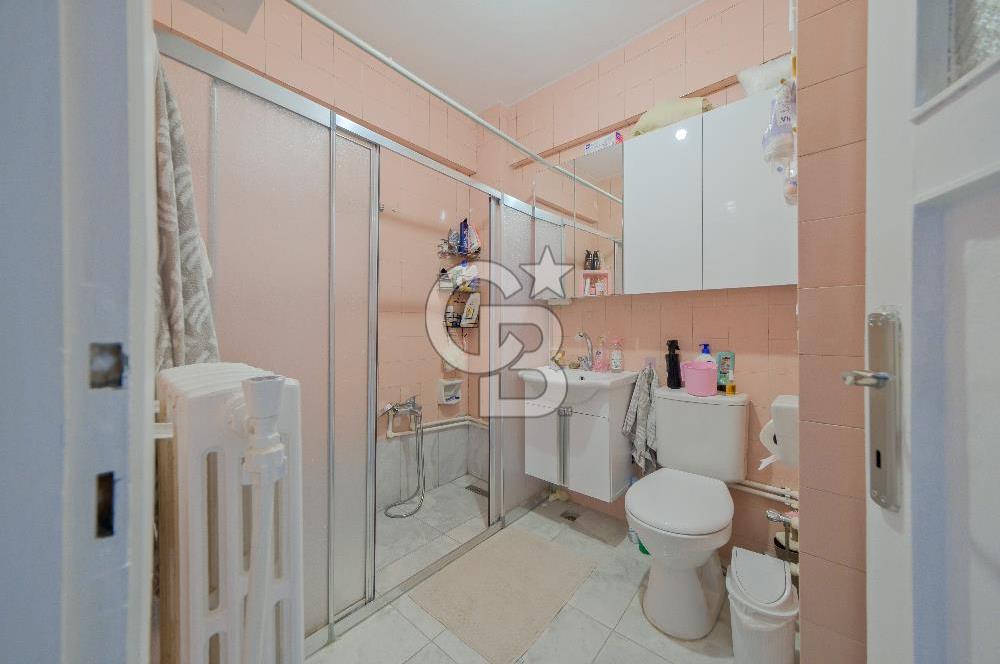 Ortaköy Merkezde Geniş, Aydınlık ve En Üst Kat 3+1 Satılık Daire