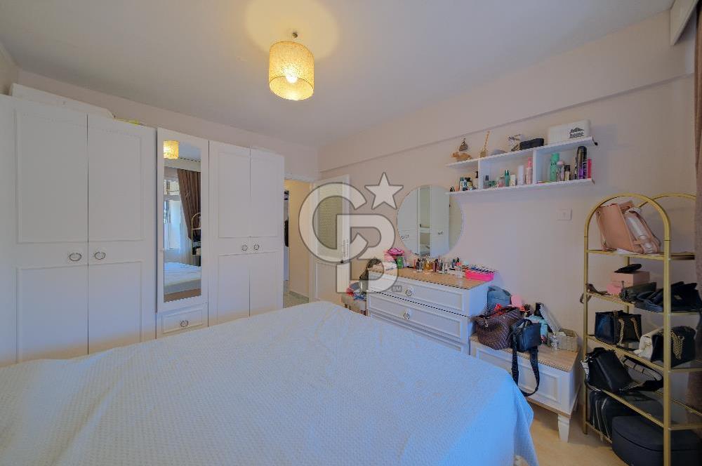 Ortaköy Merkezde Geniş, Aydınlık ve En Üst Kat 3+1 Satılık Daire