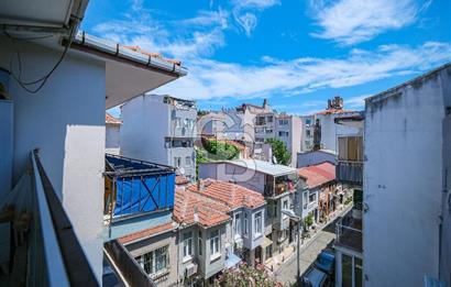 Ortaköy Merkezde Geniş, Aydınlık ve En Üst Kat 3+1 Satılık Daire