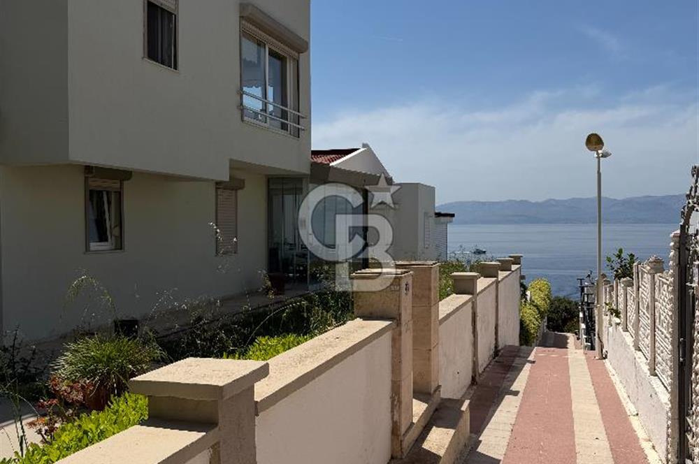 DALYAN DA DENİZ GÖREN MÜSTAKİL 4+1 VİLLA