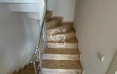 DALYAN DA DENİZ GÖREN MÜSTAKİL 4+1 VİLLA