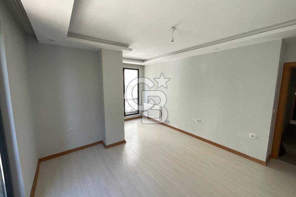 ÇEKMEKÖY TAŞDELEN SATILIK 2+1 DAİRE METROYA YAKIN GENİŞ ARA KAT