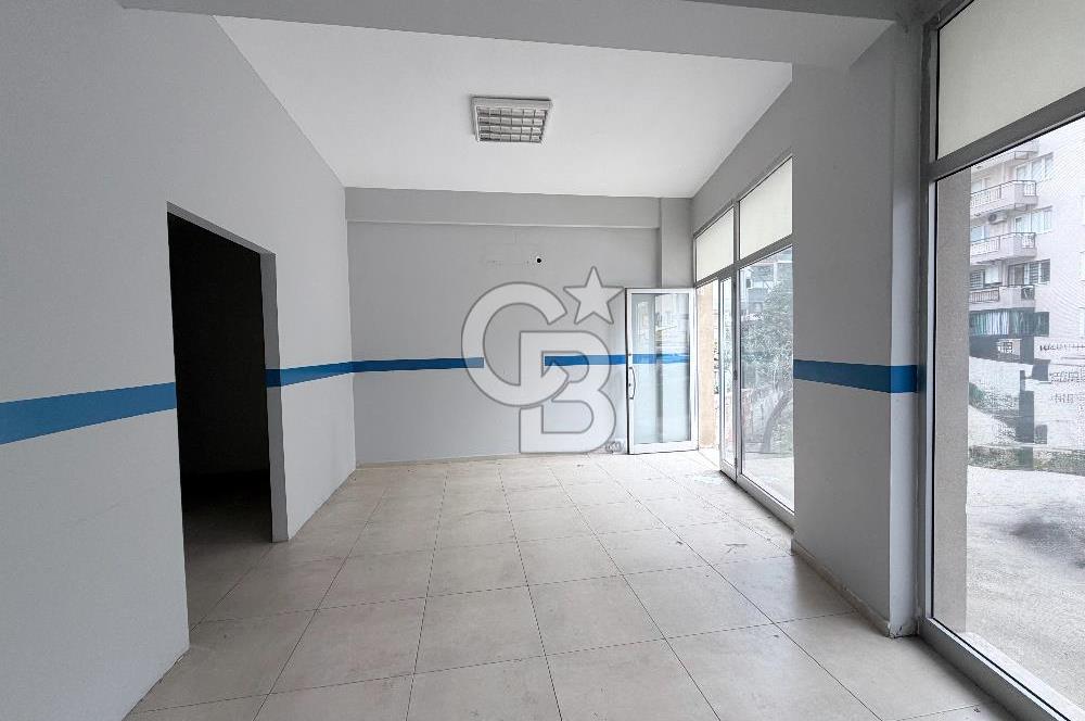 ATAŞEHİR’DE KÖŞE KONUMDA 120 m² KİRALIK DÜKKAN