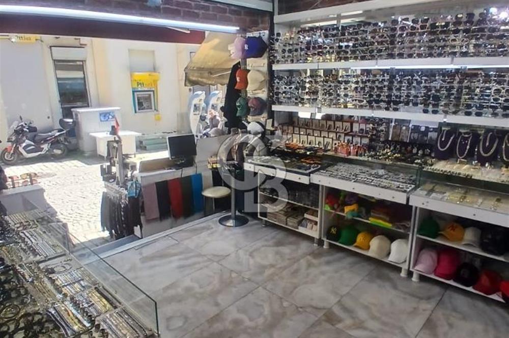 Ortaköy'de Boğaz Manzaralı, 5 Katlı Komple Bina Devren Kiralık