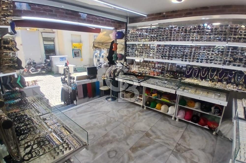 Ortaköy'de Boğaz Manzaralı, 5 Katlı Komple Bina Devren Kiralık