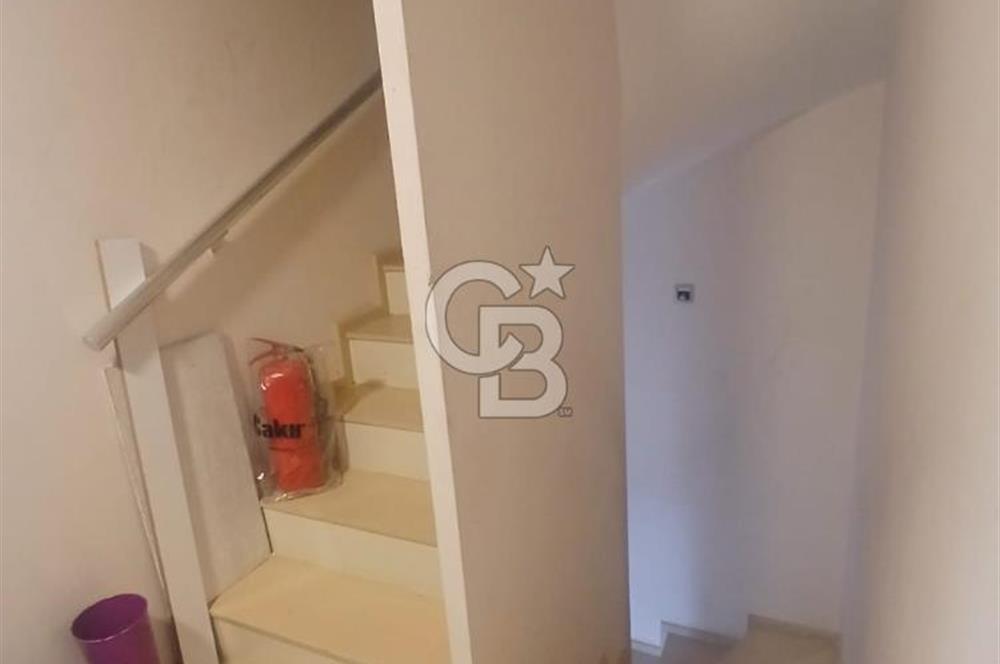 Ortaköy'de Boğaz Manzaralı, 5 Katlı Komple Bina Devren Kiralık