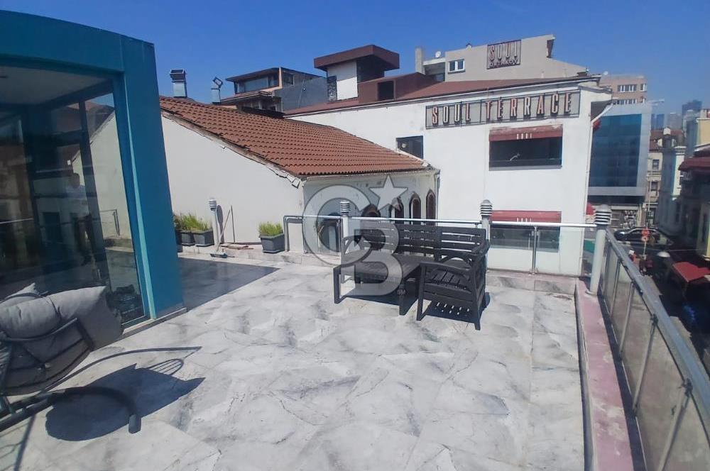 Ortaköy'de Boğaz Manzaralı, 5 Katlı Komple Bina Devren Kiralık