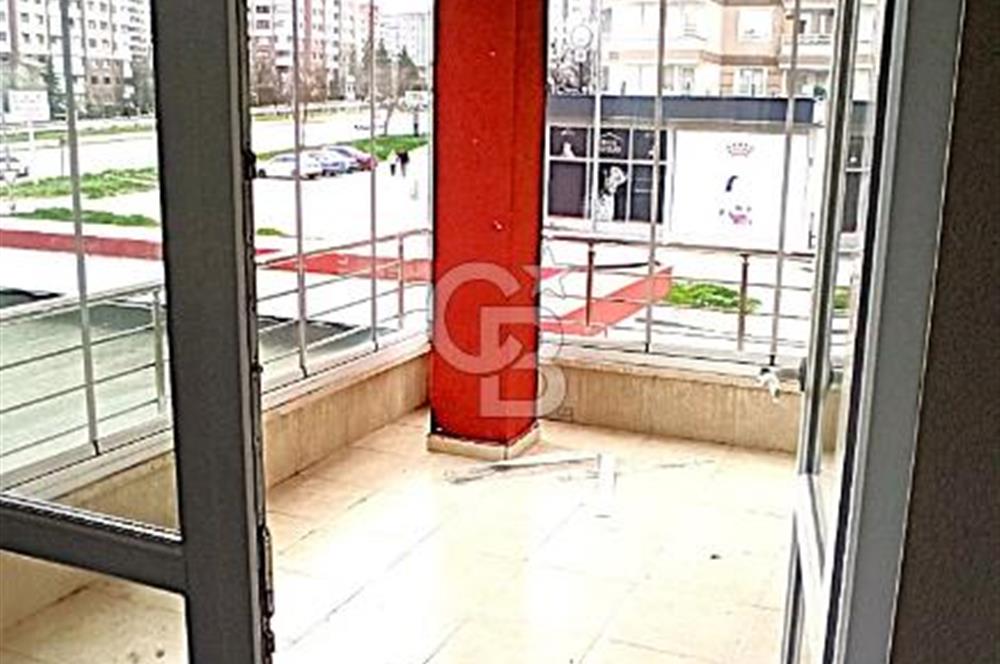 TURGUT ÖZAL ÇAKIRLARDA CADDE CEPHELİ GENİŞ KULLANIMLI 3+1 DAİRE