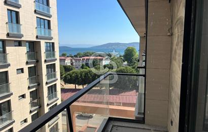 Kartal Kordonboyu Satılık Deniz Manzaralı 2+1 Lüks Daire