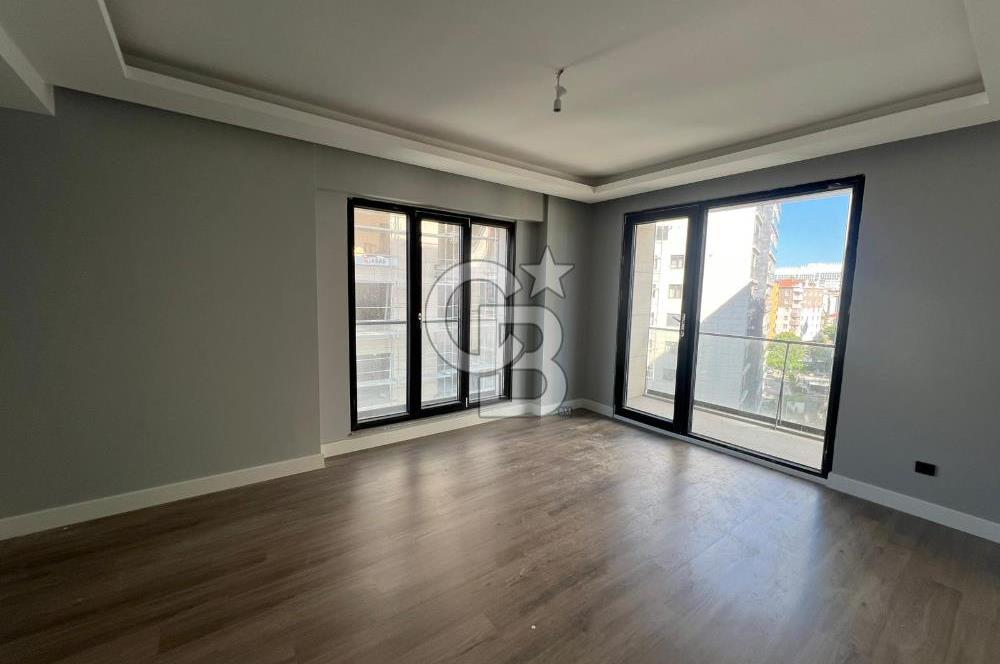 Kartal Kordonboyu Satılık Deniz Manzaralı 2+1 Lüks Daire