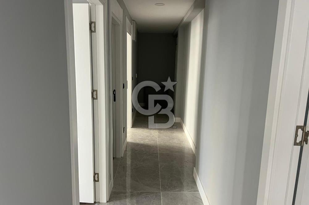 Kartal Kordonboyu Satılık Deniz Manzaralı 2+1 Lüks Daire