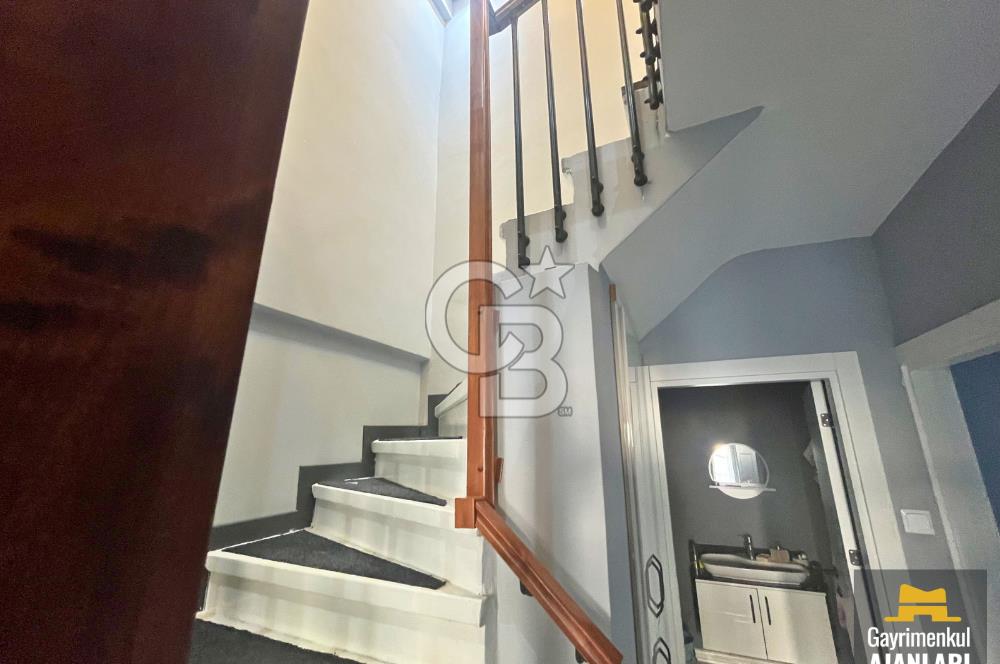YILDIZELİ SOKAKTA GENİŞ TERASLI 3+1 ÇATI DUBLEKSİ SATILIK DAİRE