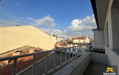 YILDIZELİ SOKAKTA GENİŞ TERASLI 3+1 ÇATI DUBLEKSİ SATILIK DAİRE