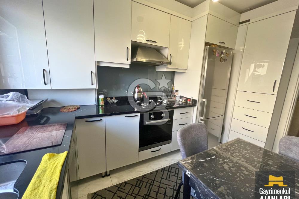 YILDIZELİ SOKAKTA GENİŞ TERASLI 3+1 ÇATI DUBLEKSİ SATILIK DAİRE