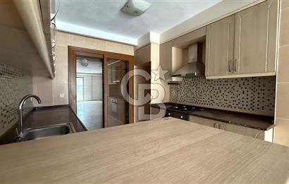 URLA İSKELE YAKINI MÜSTAKİL 4+1 FIRSAT VİLLA