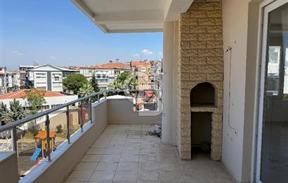 BALÇOVA ONUR MAHALLESİ 160M2 3+1 FIRSAT DAİRE