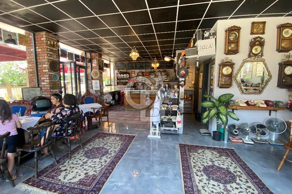 İzmir Menders de devren kiralık nostalji cafe