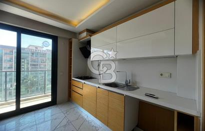Bayraklı Osman Gazi Mahallesinde Kiralık 3+1 Geniş Daire