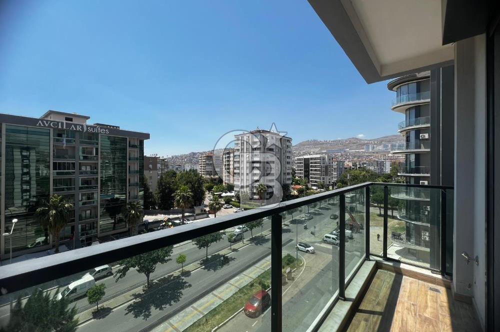 Bayraklı Osman Gazi Mahallesinde Kiralık 3+1 Geniş Daire