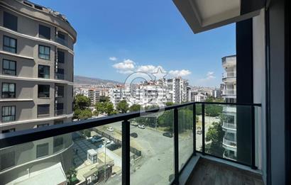 Bayraklı Osman Gazi Mahallesinde Kiralık 3+1 Geniş Daire