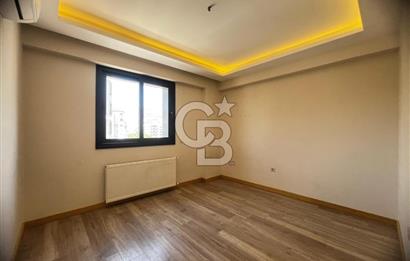 Bayraklı Osman Gazi Mahallesinde Kiralık 3+1 Geniş Daire