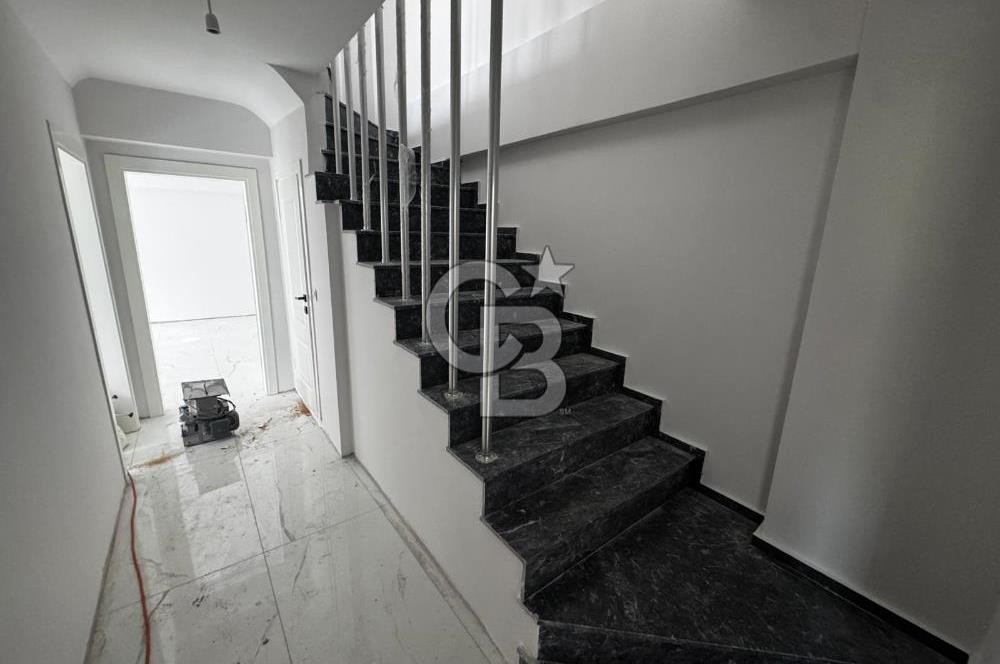 YAZLIK'TA KULLANIŞLI 3+1 ÇATI DUBLEKS KİRALIK DAİRE