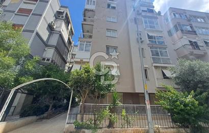 Bostanlı'da Satılık 3+1 Kombili Masrafsız Daire