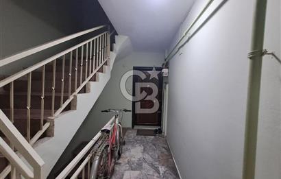 Bostanlı'da Satılık 3+1 Kombili Masrafsız Daire