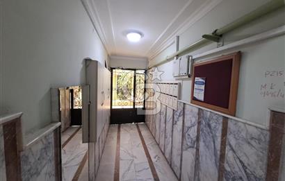 Bostanlı'da Satılık 3+1 Kombili Masrafsız Daire