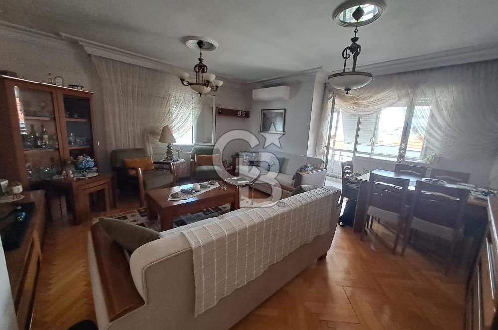Bostanlı'da Satılık 3+1 Kombili Masrafsız Daire