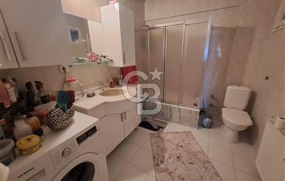 Bostanlı'da Satılık 3+1 Kombili Masrafsız Daire