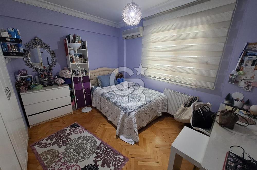 Bostanlı'da Satılık 3+1 Kombili Masrafsız Daire