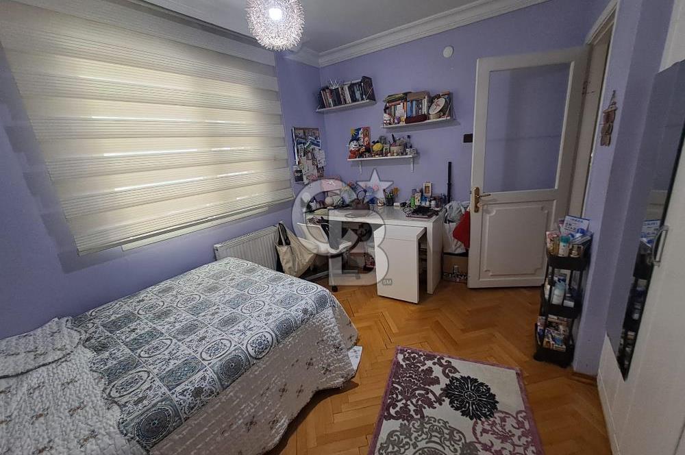 Bostanlı'da Satılık 3+1 Kombili Masrafsız Daire