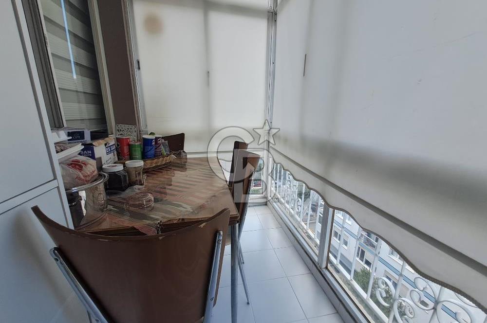 Bostanlı'da Satılık 3+1 Kombili Masrafsız Daire