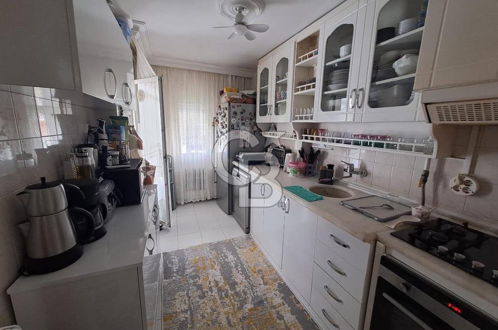 Bostanlı'da Satılık 3+1 Kombili Masrafsız Daire