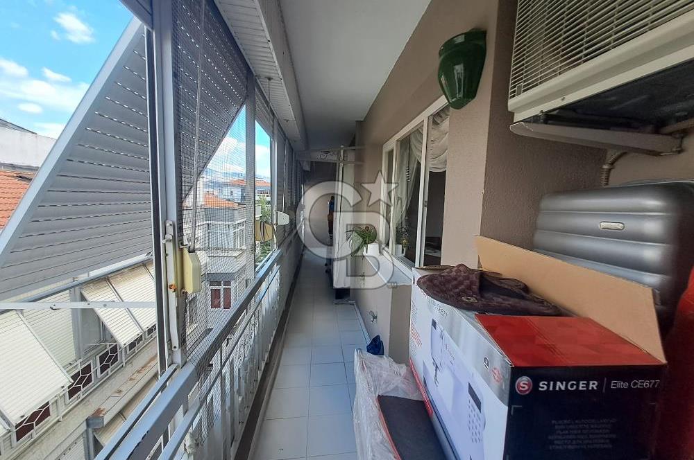 Bostanlı'da Satılık 3+1 Kombili Masrafsız Daire