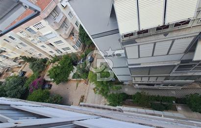 Bostanlı'da Satılık 3+1 Kombili Masrafsız Daire