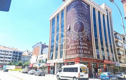 CBDEN VİZYONER MARKALARA PREMİUM KİRALIK PLAZA