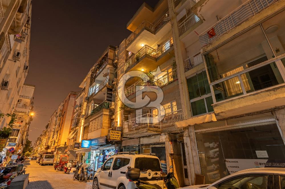 KARŞIYAKA ÇARŞI YÜRÜME MESAFESİNDE 3+1 KİRALIK DAİRE