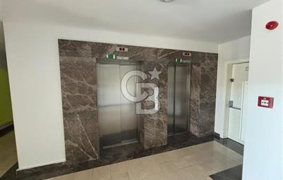 Oyak Buca 2.Etap'ta 3 Cepheli Bahçe Kullanımlı Satılık 3+1 Daire