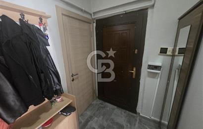 KAVAKLIDERE BÜKLÜM SOKAK'TA OTOPARKLI YENİLENMİŞ SATILIK 3+1