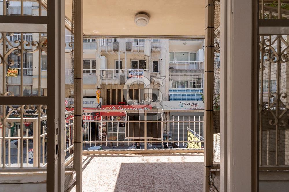 KARŞIYAKA ÇARŞI YÜRÜME MESAFESİNDE 3+1 KİRALIK DAİRE