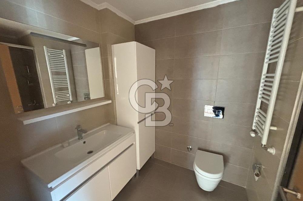 Oyak Buca 2.Etap'ta 3 Cepheli Bahçe Kullanımlı Satılık 3+1 Daire