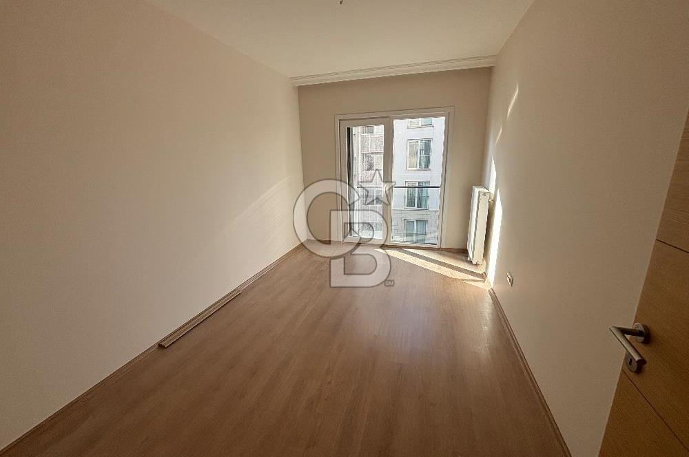 Oyak Buca 2.Etap'ta 3 Cepheli Bahçe Kullanımlı Satılık 3+1 Daire