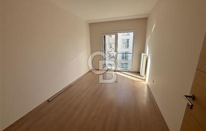 Oyak Buca 2.Etap'ta 3 Cepheli Bahçe Kullanımlı Satılık 3+1 Daire