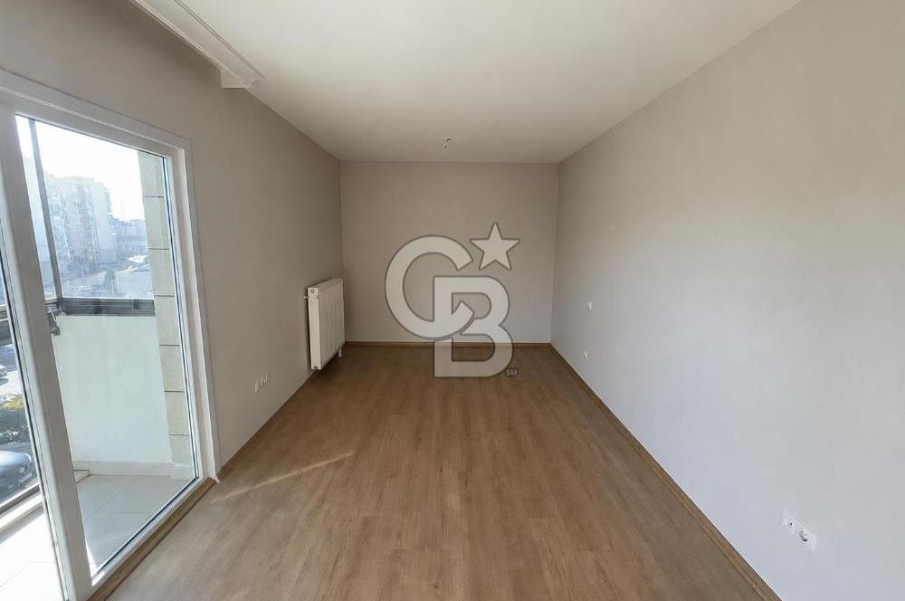 Oyak Buca 2.Etap'ta 3 Cepheli Bahçe Kullanımlı Satılık 3+1 Daire