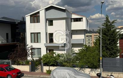 ÇAYYOLU PARK CAD 7+3 ONYX MUTLU KORU YANI SATILIK VİLLA…MÜSTAKİL