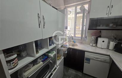 KAVAKLIDERE BÜKLÜM SOKAK'TA OTOPARKLI YENİLENMİŞ SATILIK 3+1